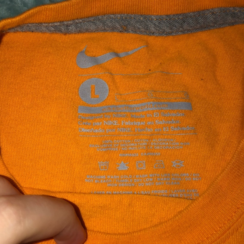 Shirt - Picture 2 of 2